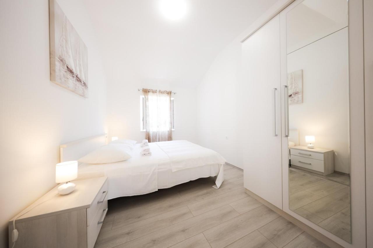 Two Bedroom Apartment In The Old Town Marija Zadar Ngoại thất bức ảnh