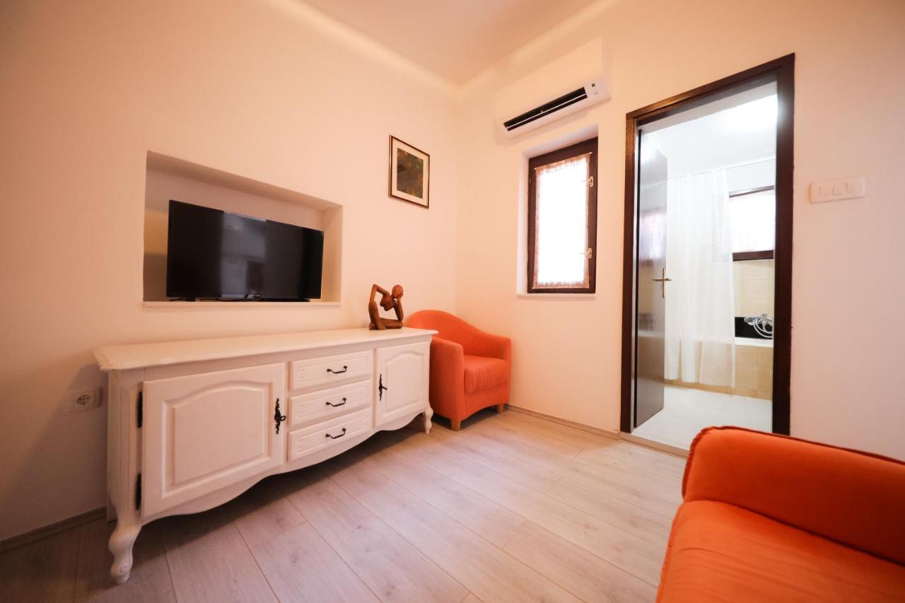 Two Bedroom Apartment In The Old Town Marija Zadar Ngoại thất bức ảnh