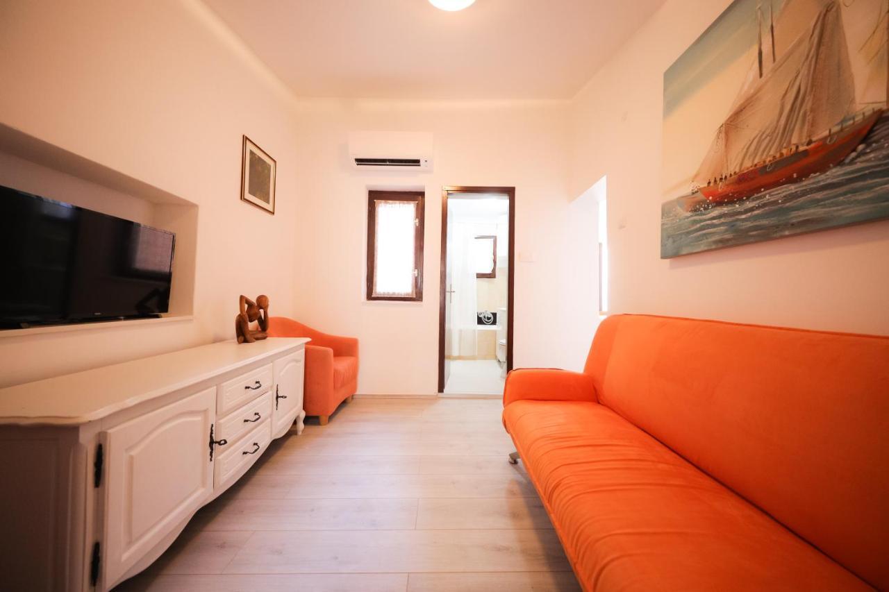 Two Bedroom Apartment In The Old Town Marija Zadar Ngoại thất bức ảnh